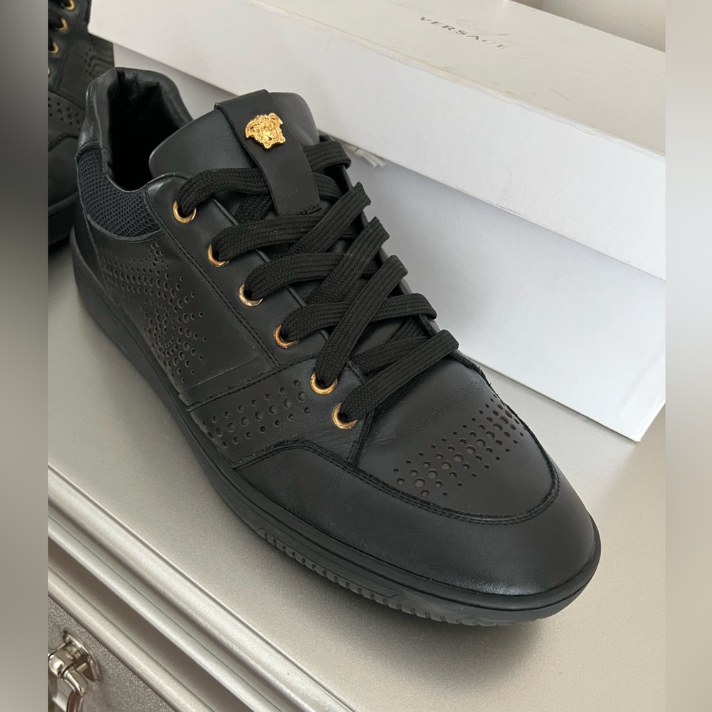 Versace Shoes Calf Skin Leather Medusa Logo